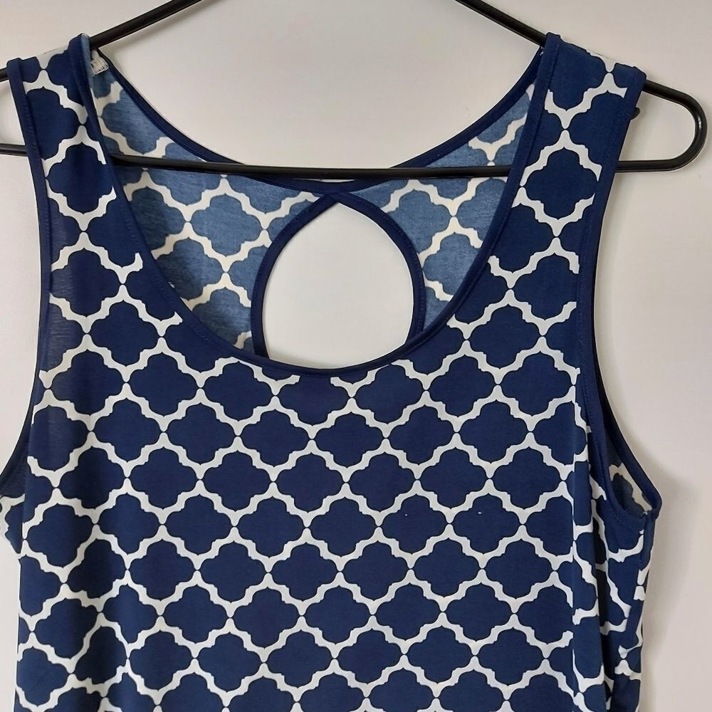 MAX studio tank top - Picture 2 of 6